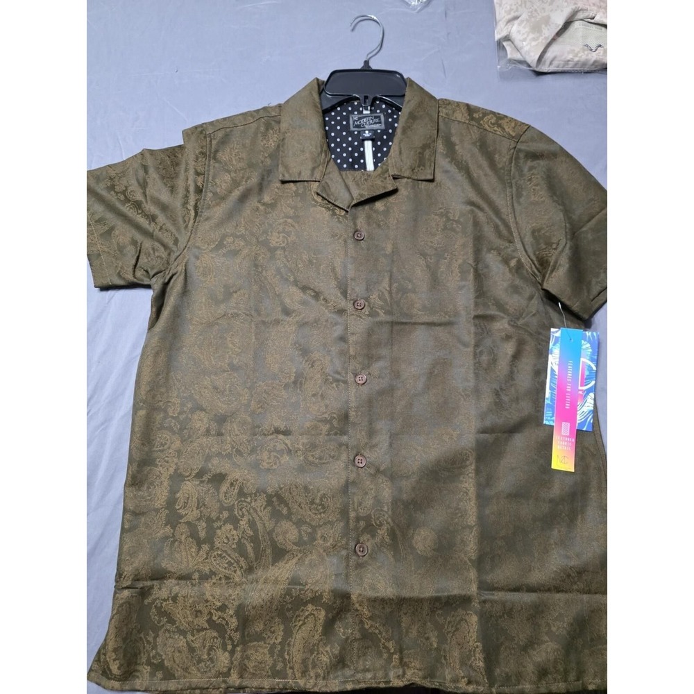 Modern Culture Shirt Mens Small NWT Paisley Button Up Short Sleeve